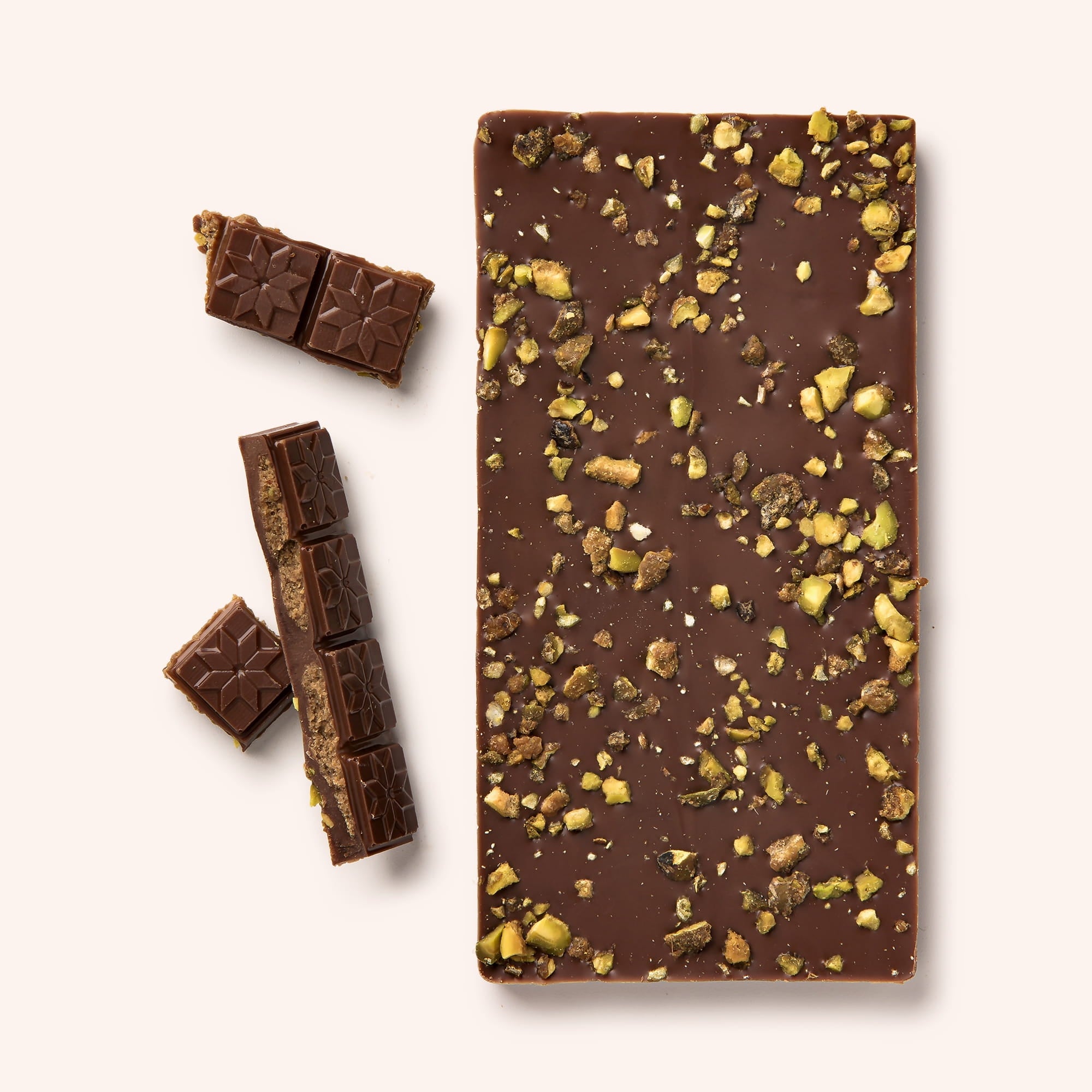 Chocolate bar Pistachio praline milk