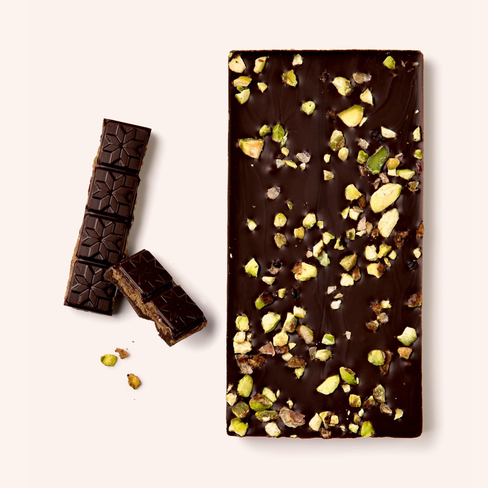 Chocolate bar dark pistachio praline 