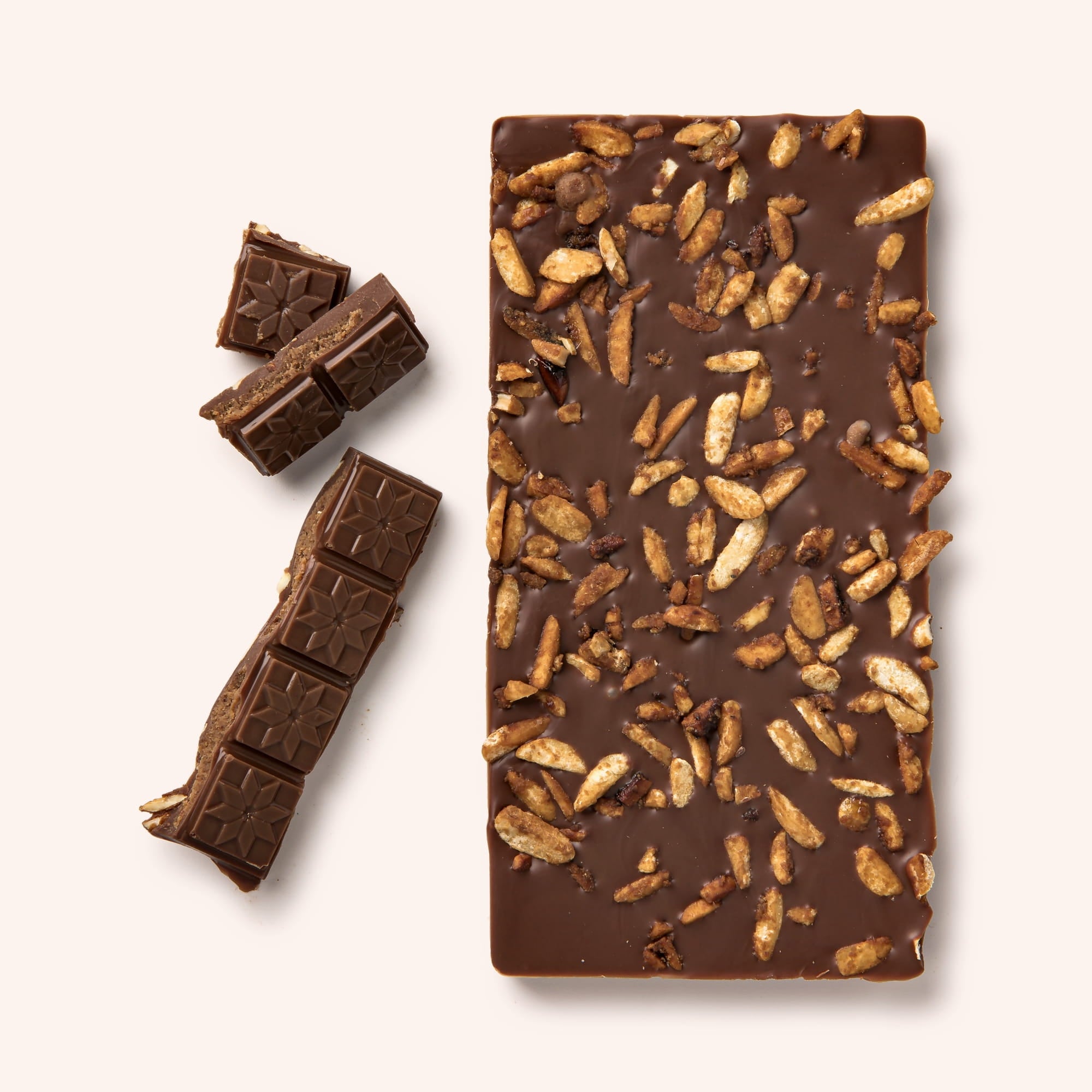 Chocolate bar Milk salted sanded almond praline bar