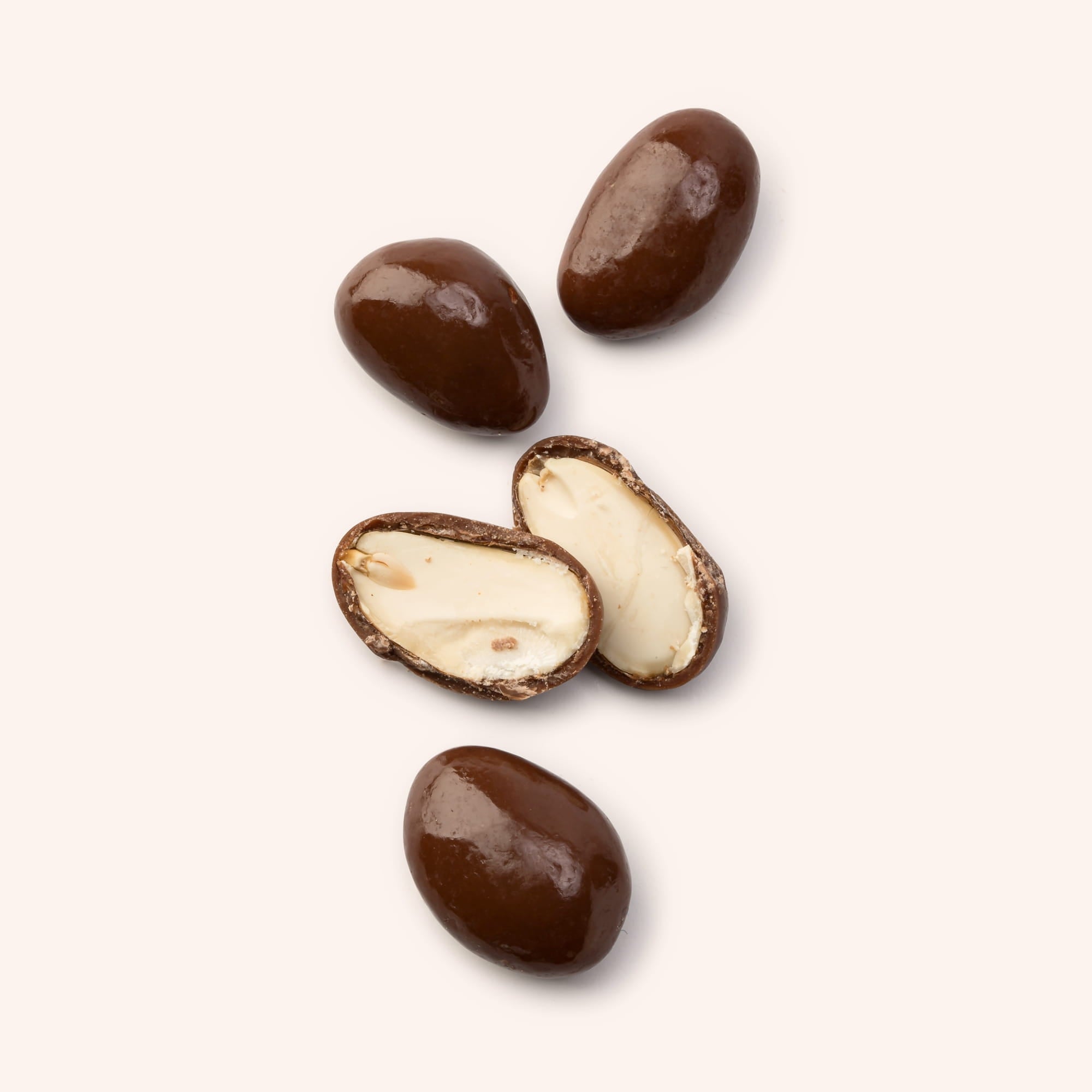 Les amandes de l'Ili Pika noir 210 g